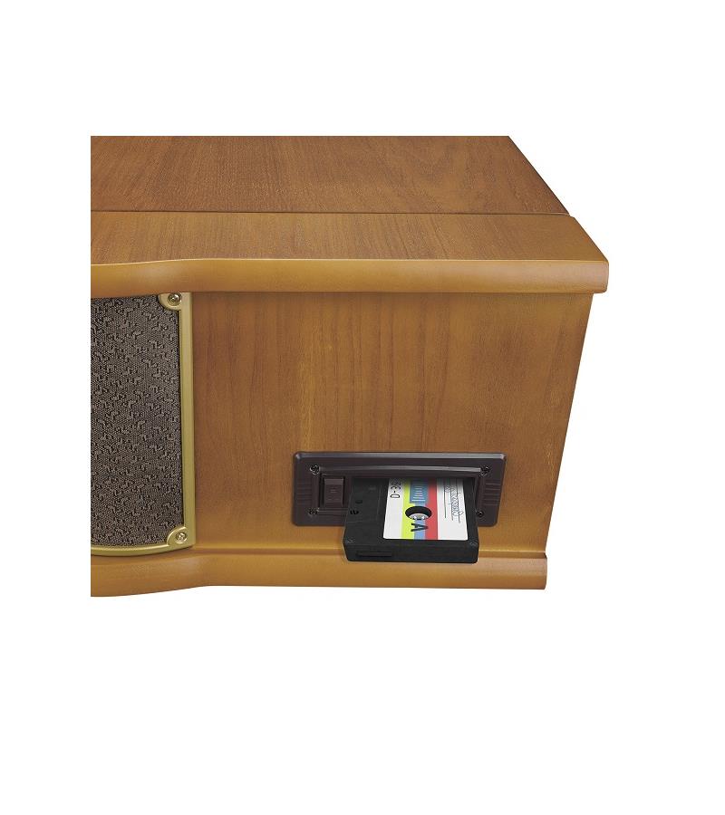 Yan paneldeki kaset çalar