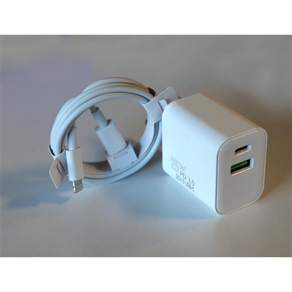 Elba ELB05-PD-25WIOS Beyaz 25W Usb-c Ev Şarj Kafa+1mt Type-c To Lightnıng Kablo PD3.0-QC4.0 Hızlı Şarj