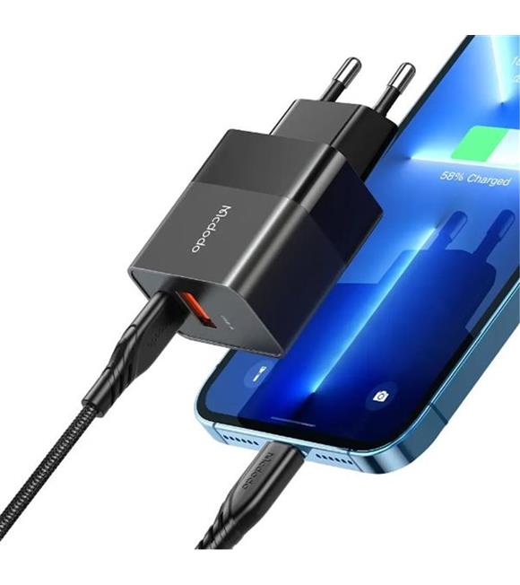 MCDODO CH-1952 20W 1xType-C ve 1xUSB Girişli Şarj Adaptörü + Type-C To iPhone Kablo - Siyah